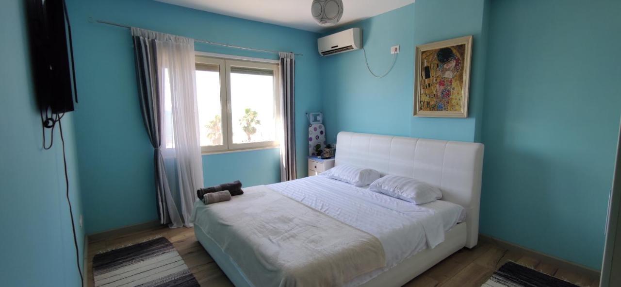 Luxury Beach Apartment In Qerret Golem  Eksteriør billede