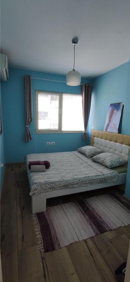 Luxury Beach Apartment In Qerret Golem  Eksteriør billede